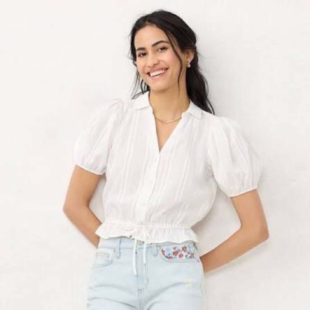 Textured Puff Sleeve Crop Top
